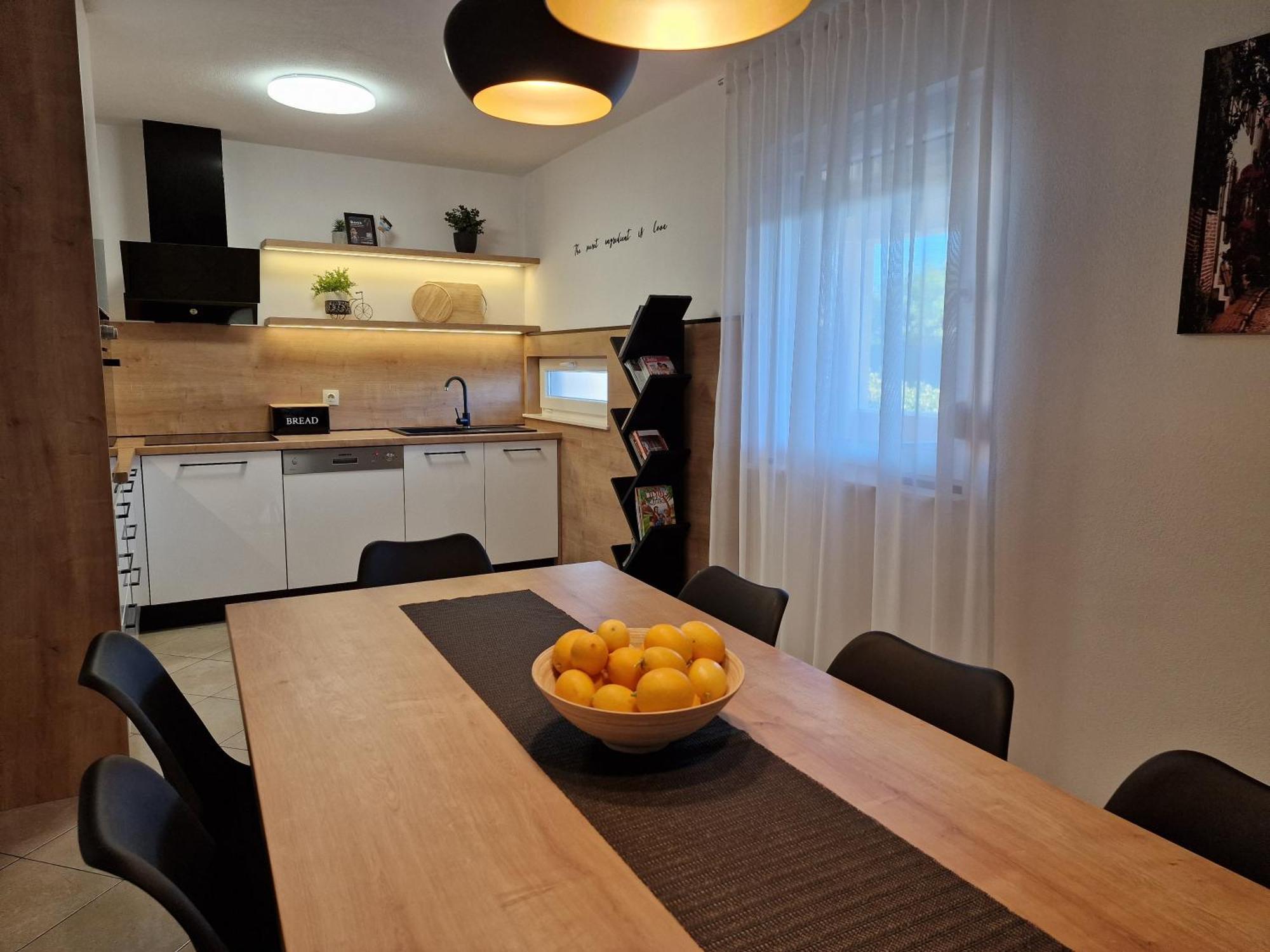 Beautiful Holiday Home "Villa Luka" Kaštel Štafilić 外观 照片