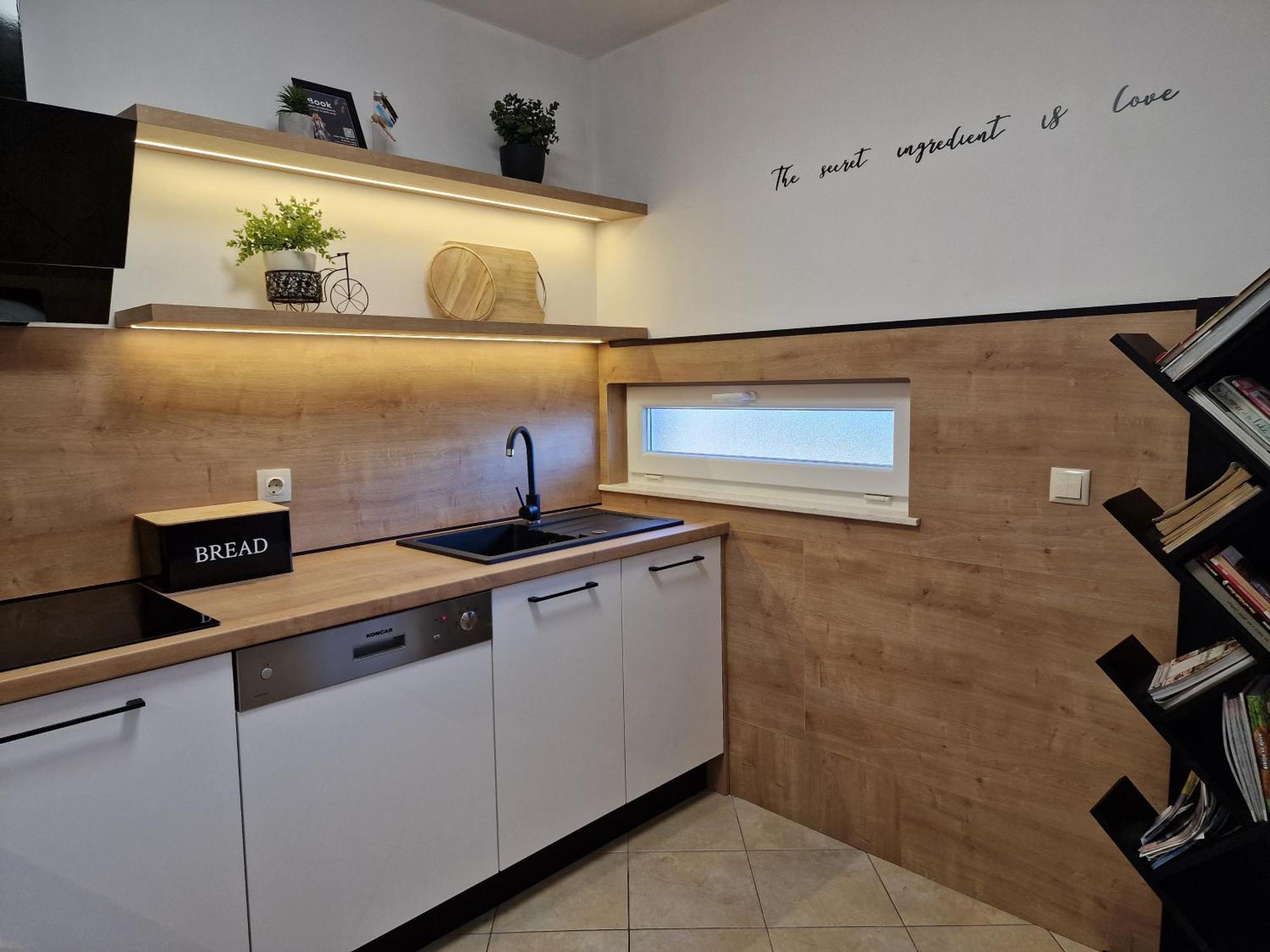 Beautiful Holiday Home "Villa Luka" Kaštel Štafilić 外观 照片